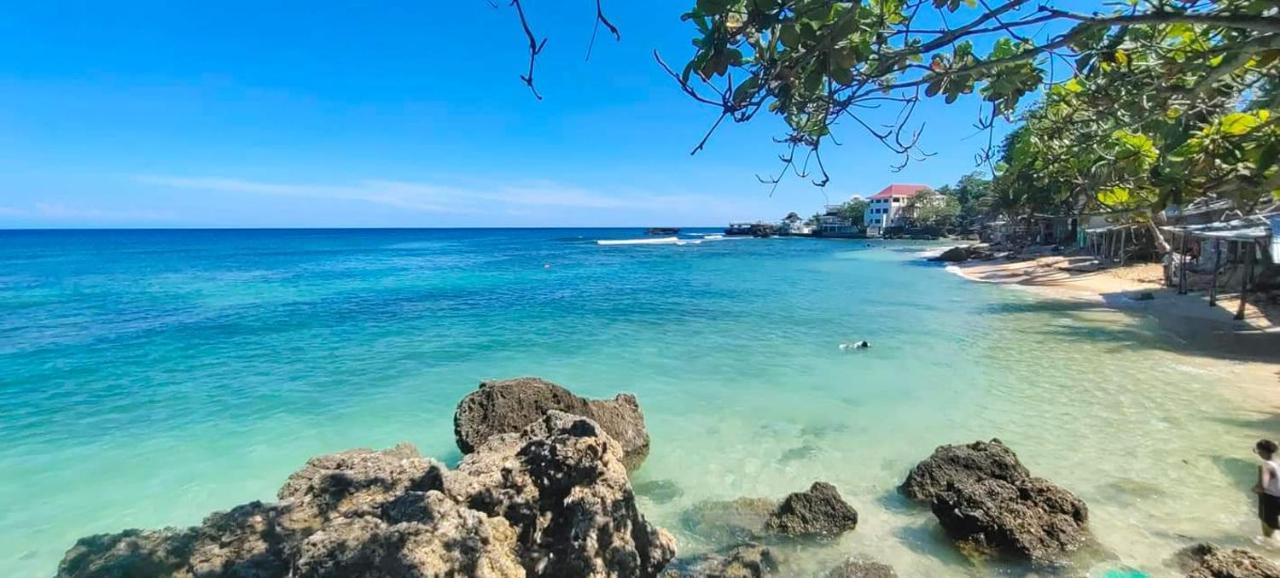 Traditional Private Guesthouse In Patar Beach Bolinao Exterior foto